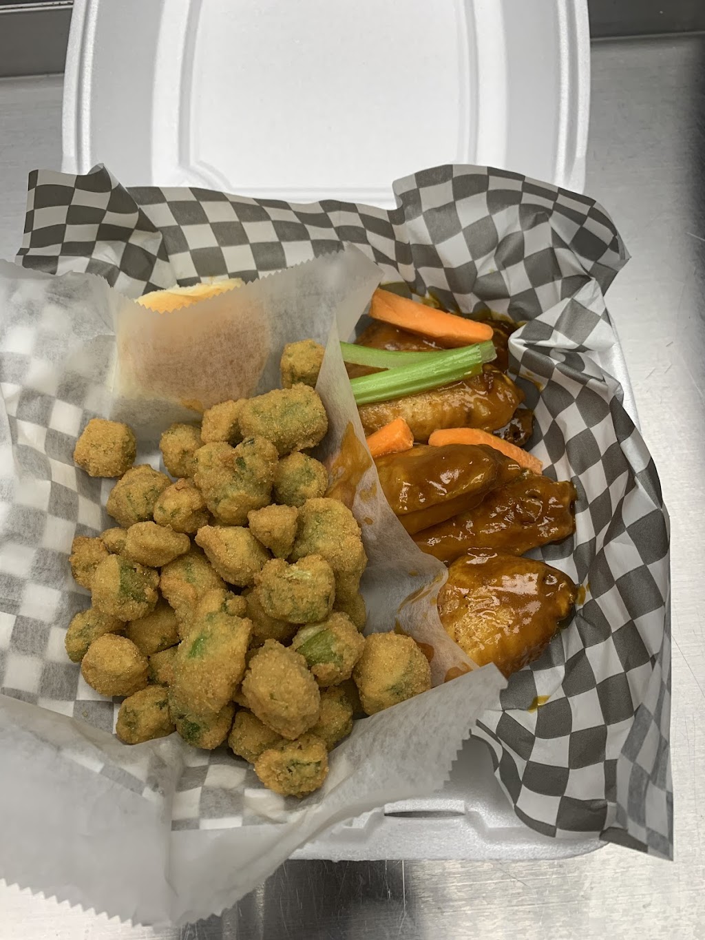 Chopmasters Kitchen | restaurant | 1709 E Holmes Rd, Memphis, TN 38116, USA | 9019225289 OR +1 901-922-5289