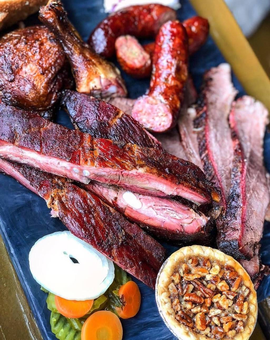 Luling City Market | restaurant | 4726 Richmond Ave, Houston, TX 77027, USA | 7138711903 OR +1 713-871-1903