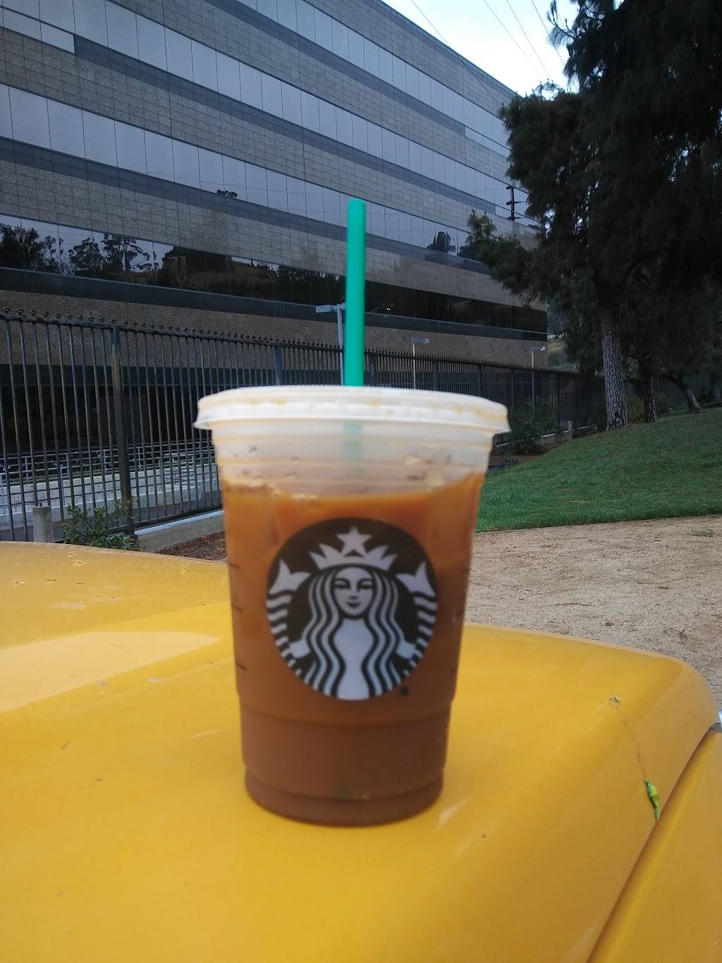 Starbucks | cafe | 3242 West, Cahuenga Blvd, Los Angeles, CA 90068, USA | 3238768032 OR +1 323-876-8032