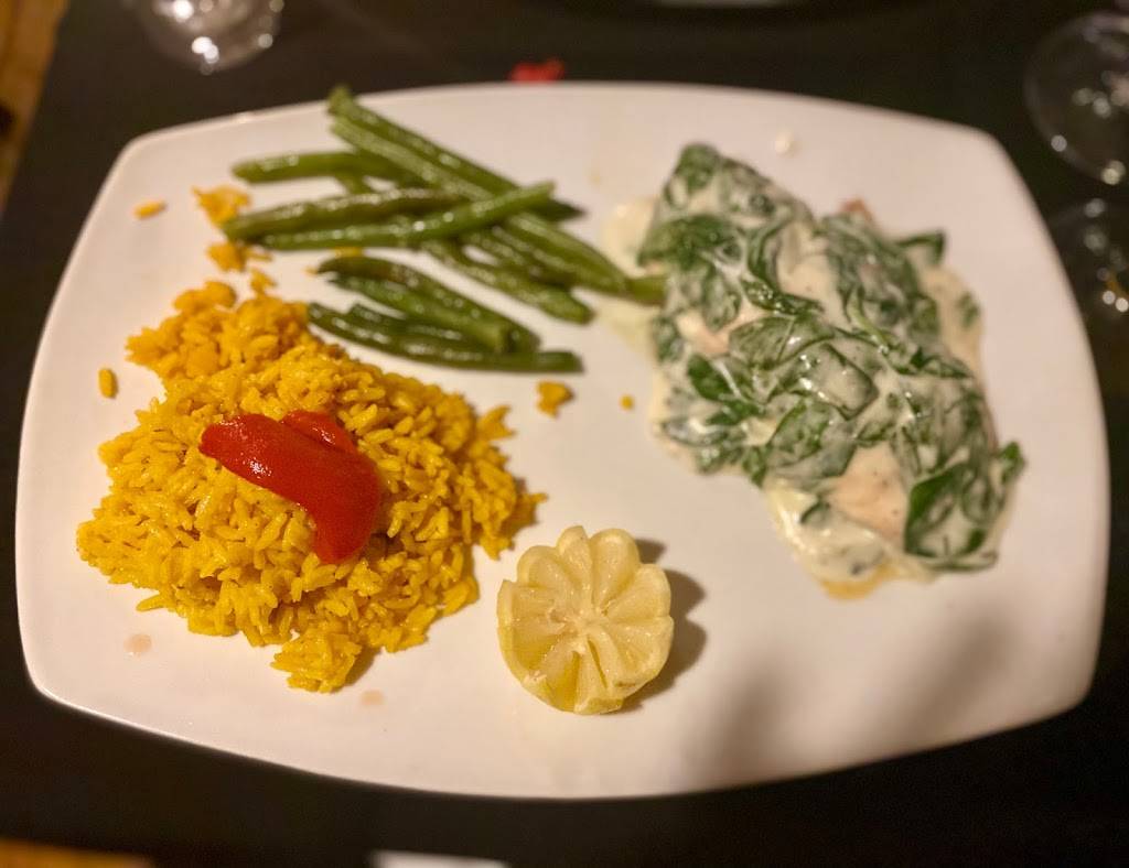 La Buena Vida Spanish Restaurant | restaurant | 714 Montauk Hwy, Moriches, NY 11955, USA | 6319091985 OR +1 631-909-1985