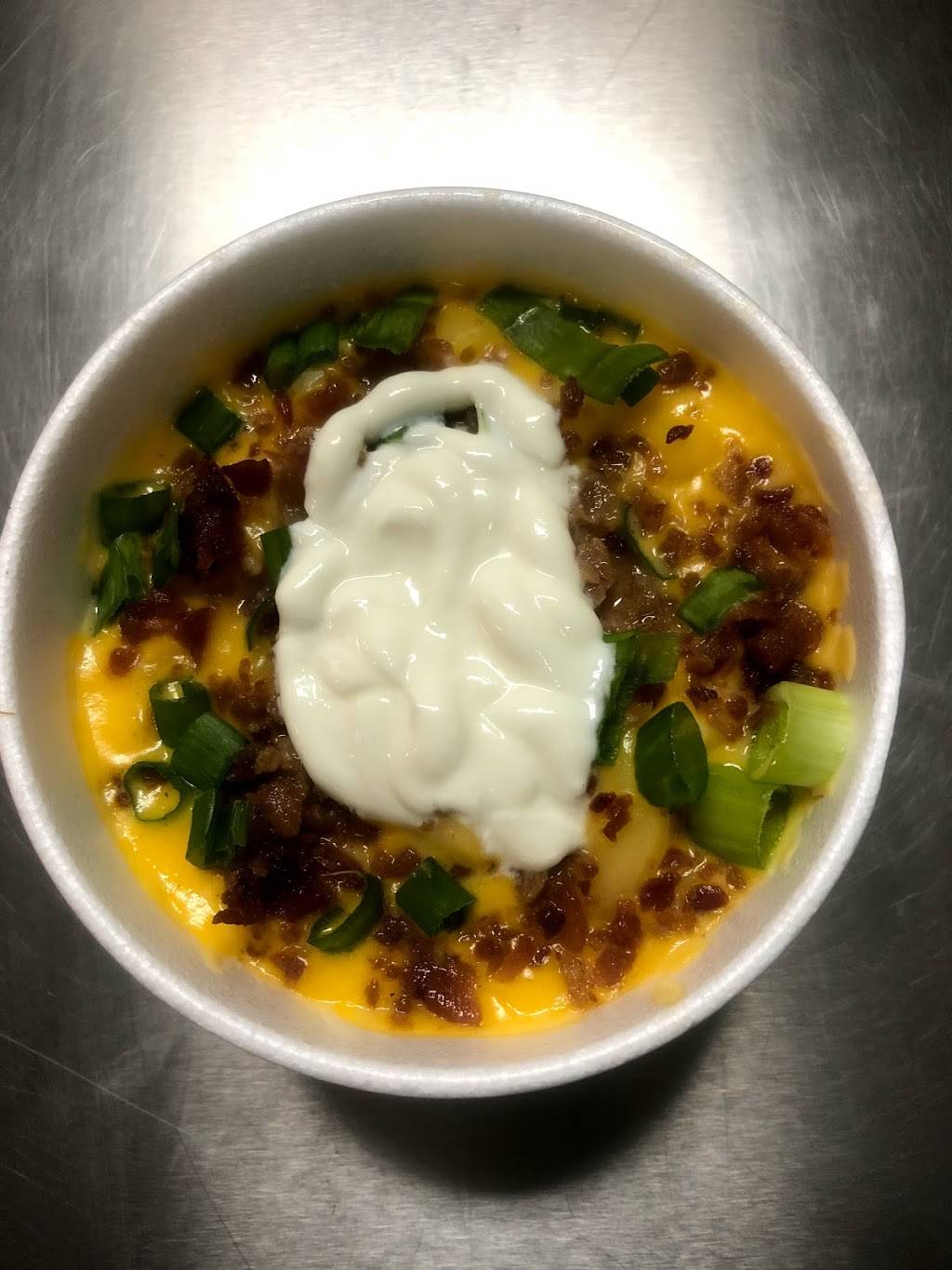 Mamas Kitchen | restaurant | 603 N 26th St, Louisville, KY 40212, USA | 5025655760 OR +1 502-565-5760