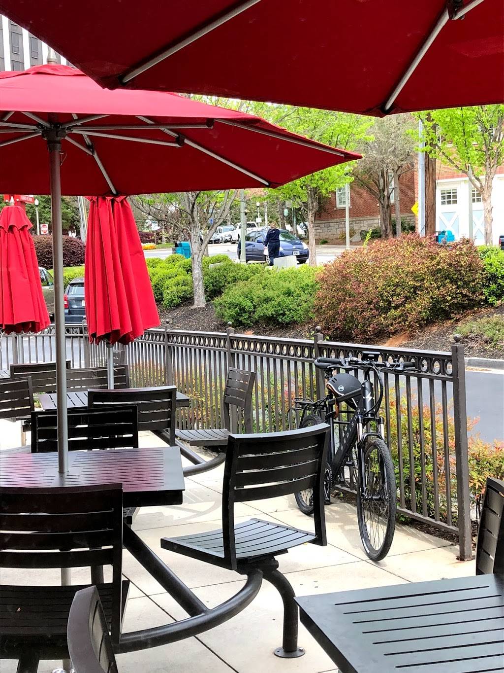 Chick-fil-A | restaurant | 105 E Trinity Pl, Decatur, GA 30030, USA | 4043711466 OR +1 404-371-1466