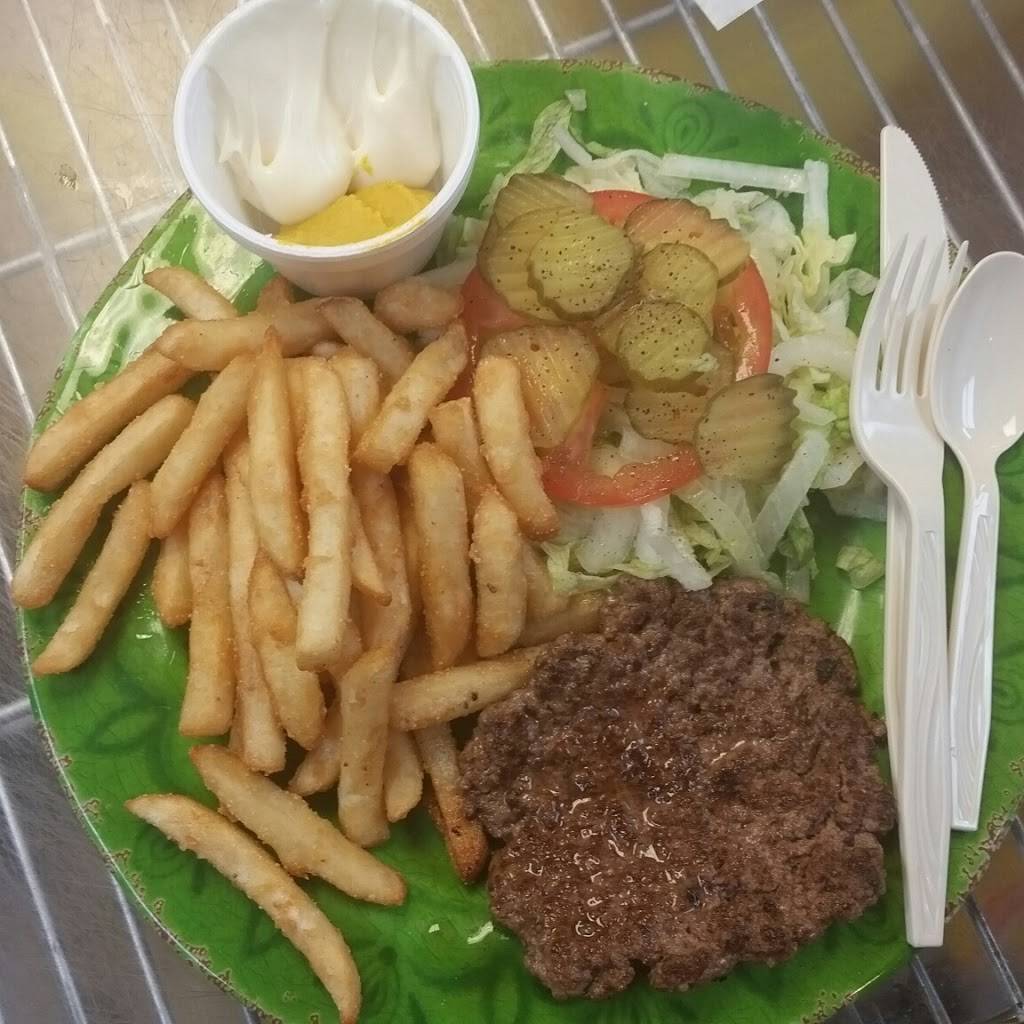 Charlie Allens Burgers & Grill | restaurant | 901 E Milam St, Mexia, TX 76667, USA | 2545626444 OR +1 254-562-6444