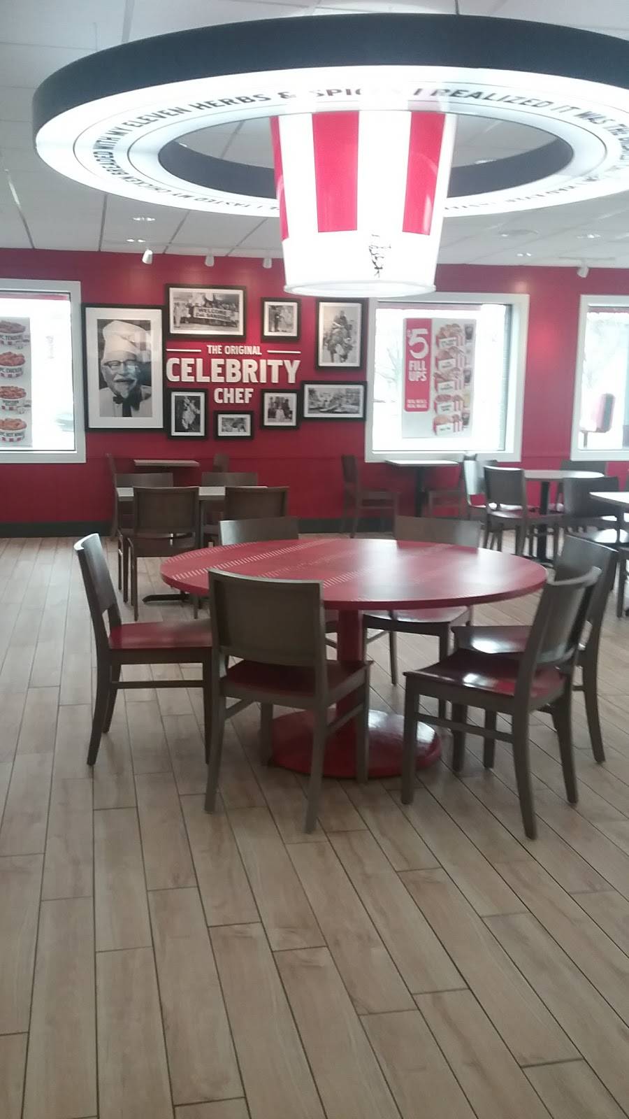 KFC | restaurant | 4071 Union Rd, St. Louis, MO 63129, USA | 3148924336 OR +1 314-892-4336