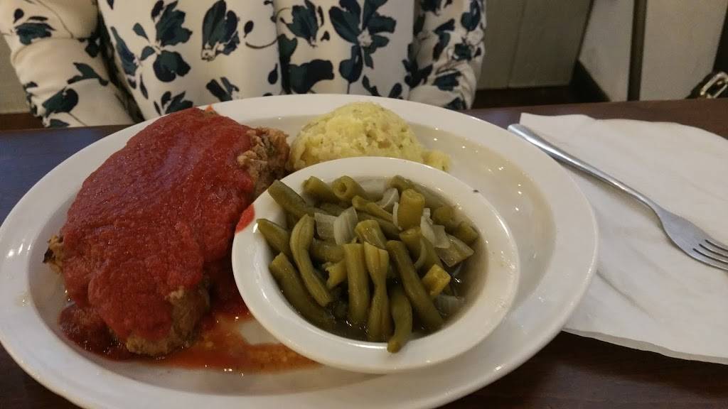 Southern Fried | restaurant | 130 E Broad St, Mineola, TX 75773, USA | 9036388194 OR +1 903-638-8194