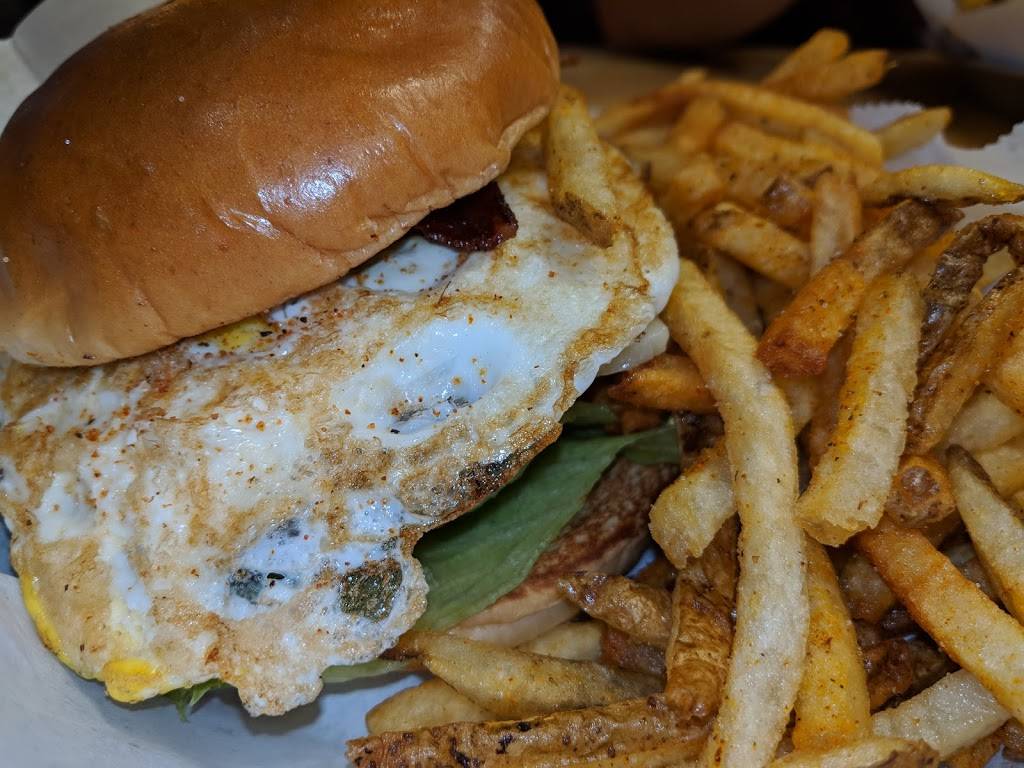 Meatheads | restaurant | 955 Rockland Ave A, Lake Bluff, IL 60044, USA | 8474571122 OR +1 847-457-1122