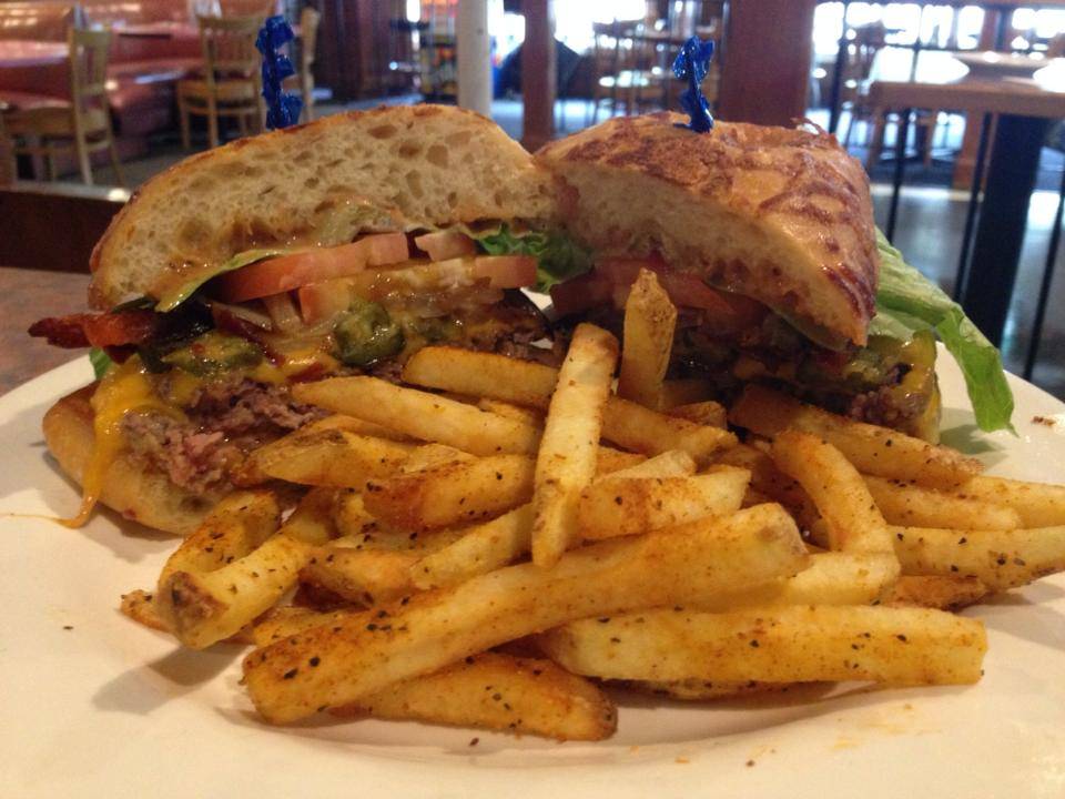 TJ Callahans Pub | restaurant | 1475 Main St, Tewksbury, MA 01876, USA | 9788630121 OR +1 978-863-0121