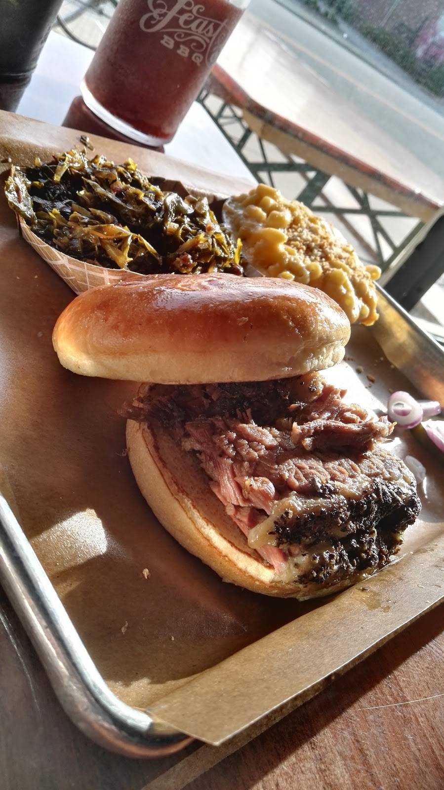 Feast BBQ | restaurant | 909 E Market St #100, Louisville, KY 40206, USA | 5027499900 OR +1 502-749-9900