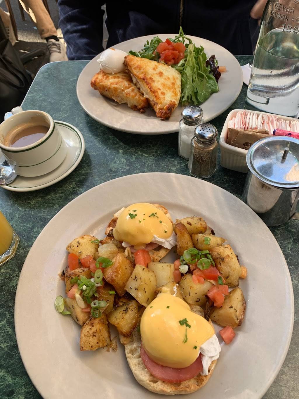 Tartine | restaurant | 253 W 11th St, New York, NY 10014, USA | 2122292611 OR +1 212-229-2611