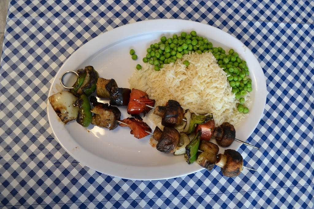 Little Gyro Kitchen | restaurant | 705 N Newbridge Rd, Levittown, NY 11756, USA | 5165957558 OR +1 516-595-7558