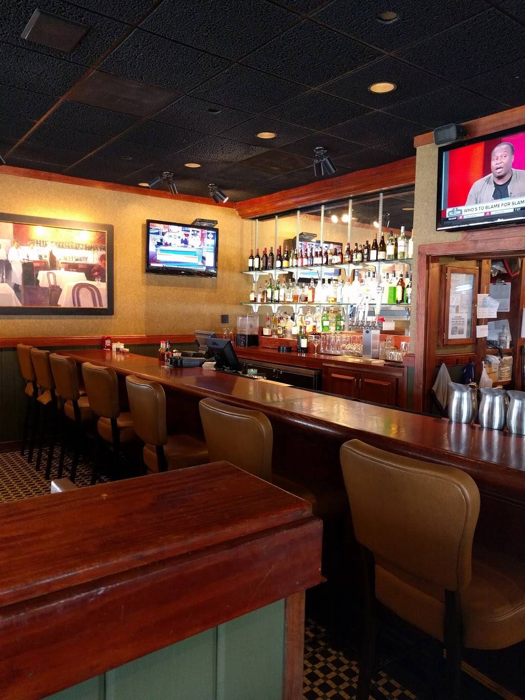 Ruby Tuesday | restaurant | 7 Corvette Dr, Litchfield, IL 62056, USA | 2173242808 OR +1 217-324-2808