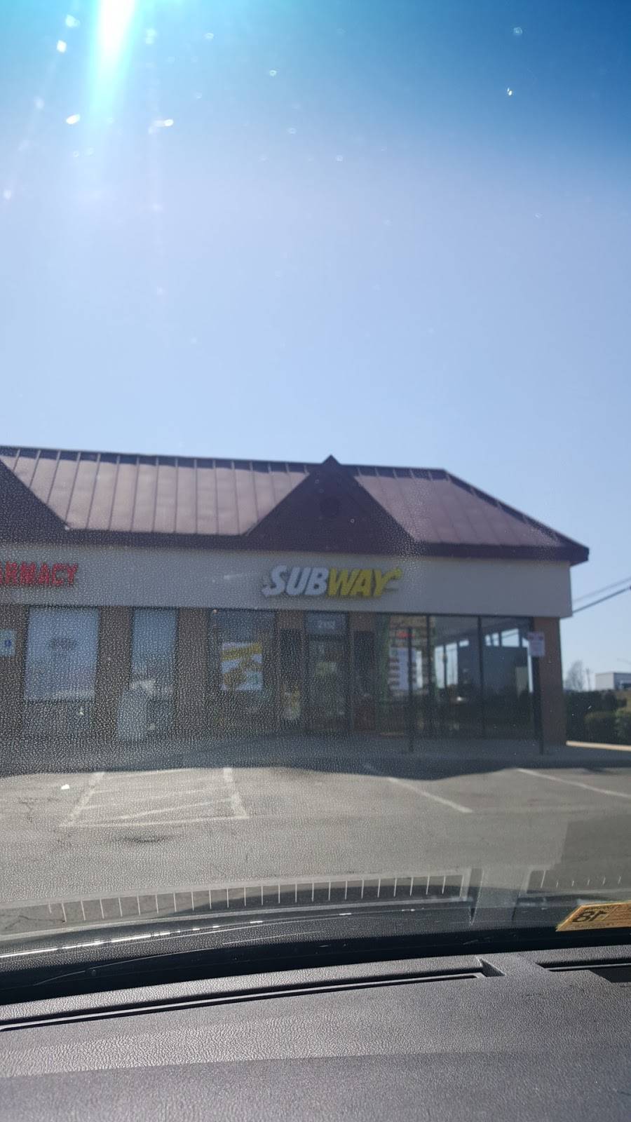 Subway Restaurants | restaurant | 2112 Crain Hwy, Waldorf, MD 20601, USA | 3016456663 OR +1 301-645-6663