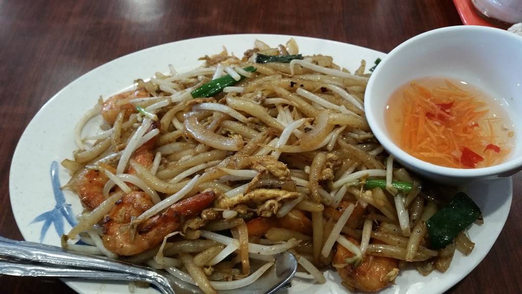 777 Noodle House | restaurant | 4686 University Ave, San Diego, CA 92105, USA | 6192833185 OR +1 619-283-3185