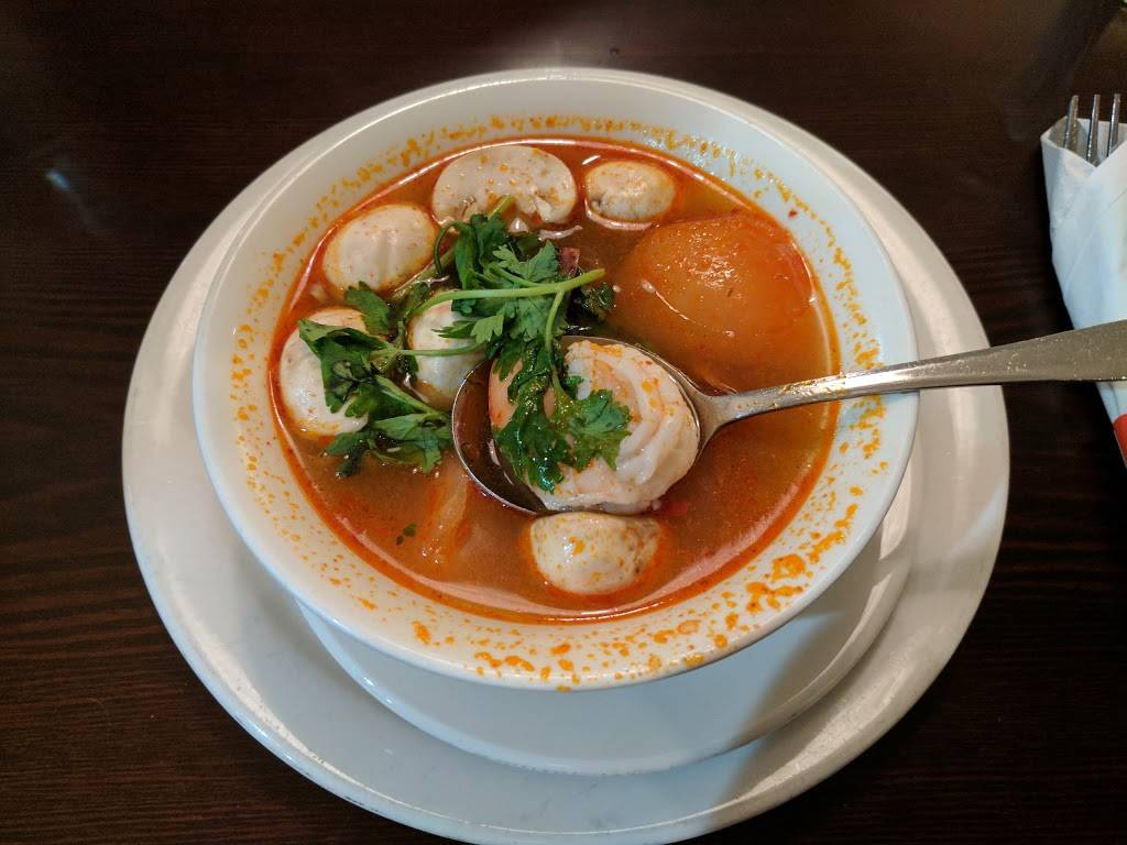 Sawatdee Thai Restaurant | restaurant | 2250 Clarendon Blvd, Arlington, VA 22201, USA | 7032438181 OR +1 703-243-8181