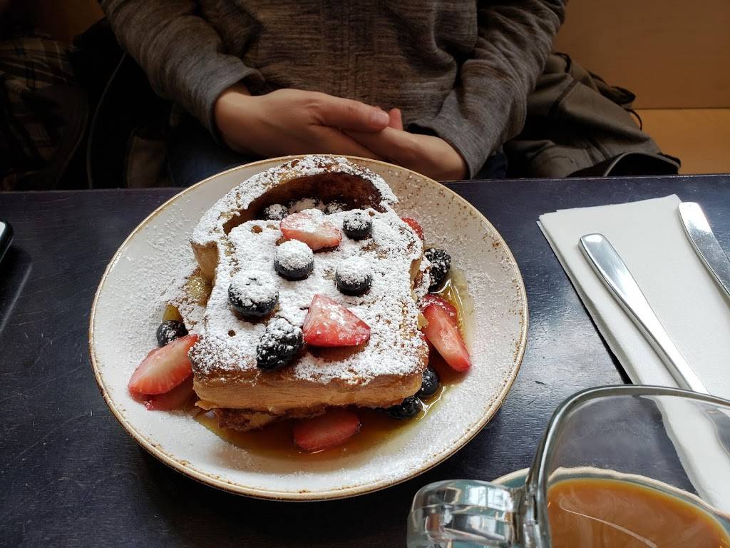 The Green Wood | restaurant | 1402 Queen St E, Toronto, ON M4L 1C9, Canada | 4167784343 OR +1 416-778-4343