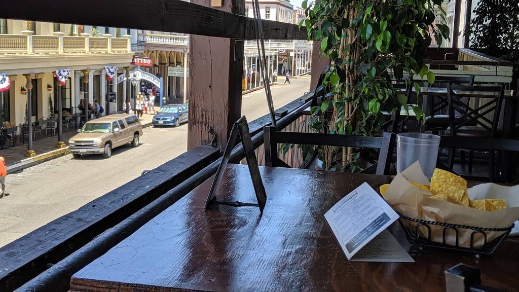 La Terraza | restaurant | 1027 2nd St, Sacramento, CA 95814, USA | 9164400874 OR +1 916-440-0874