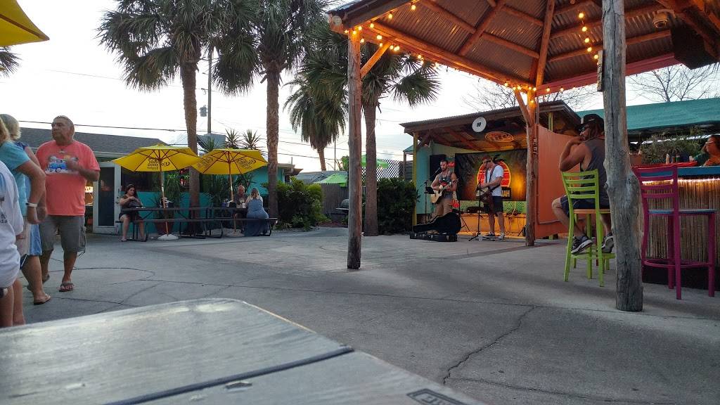 Skinnys Bar & Grill | restaurant | 13228 US-19, Hudson, FL 34667, USA | 7278634400 OR +1 727-863-4400