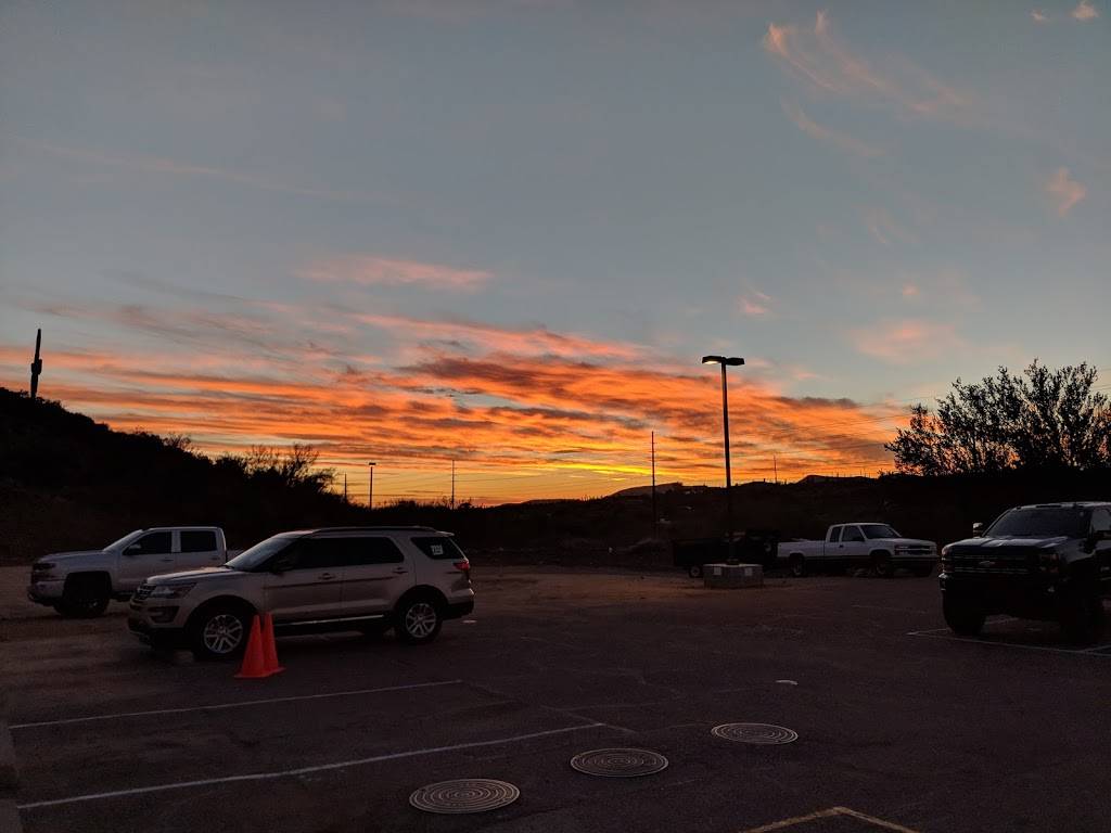 El Pizzeria Sports Bar & Grill | restaurant | 46639 N Black Canyon Hwy, New River, AZ 85087, USA | 6234651020 OR +1 623-465-1020