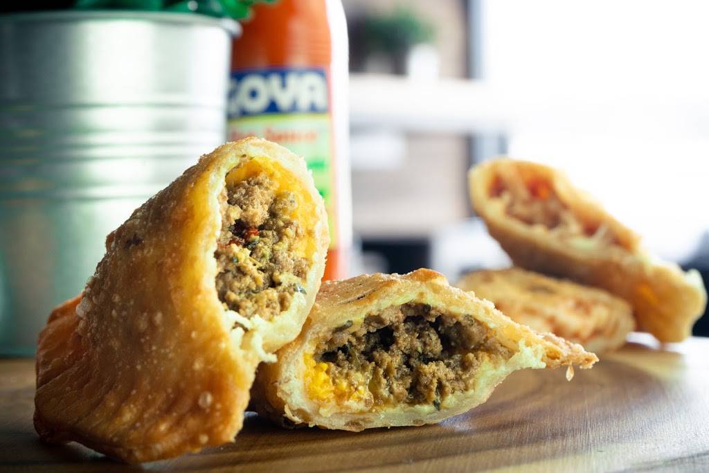 Adobo Latin Kitchen | restaurant | 2429 Nazareth Rd Unit 25, Easton, PA 18045, USA | 6104385210 OR +1 610-438-5210