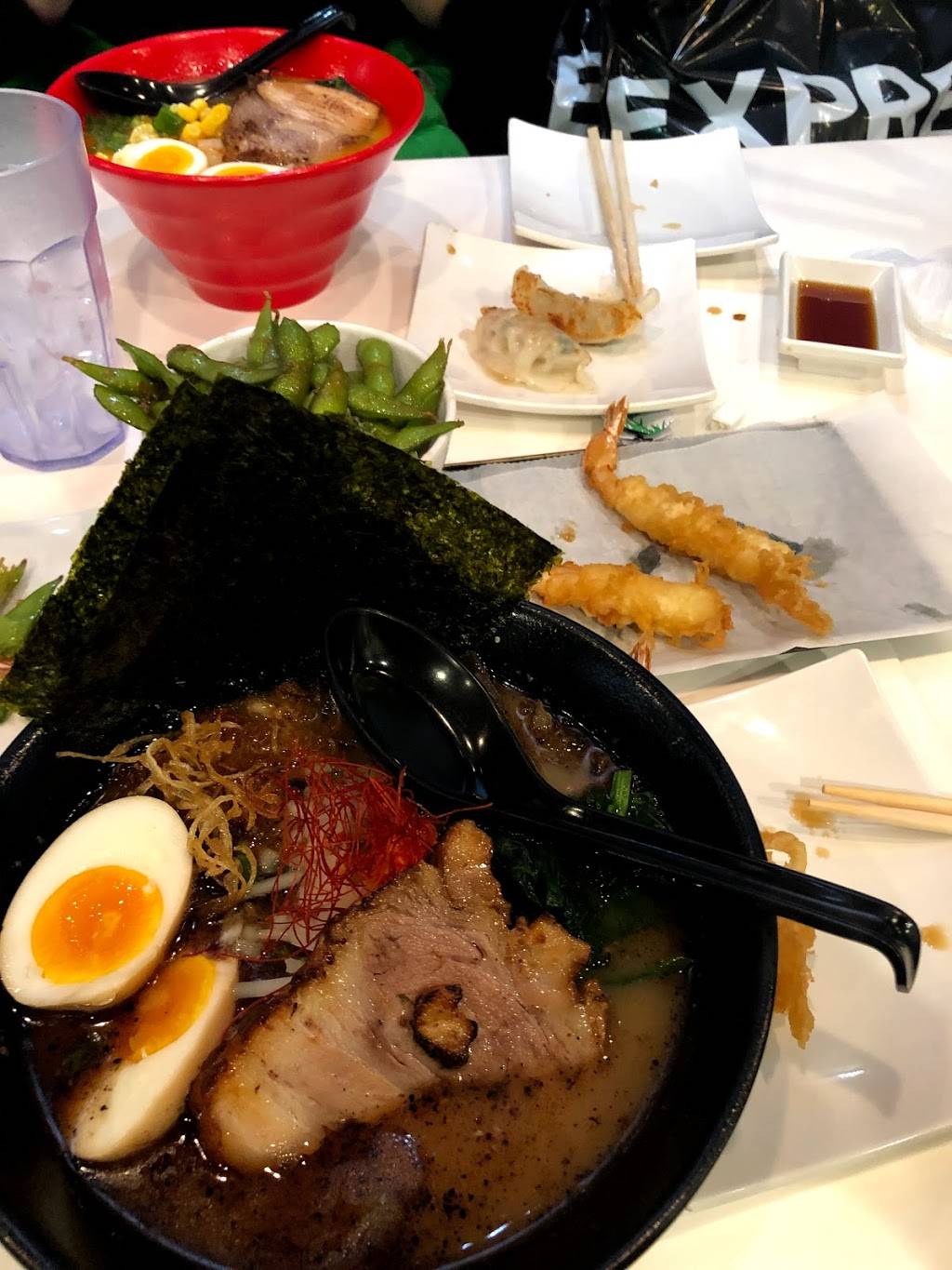 Momota Ramen House | restaurant | 8510 W 3rd St, Los Angeles, CA 90048, USA | 4243138688 OR +1 424-313-8688