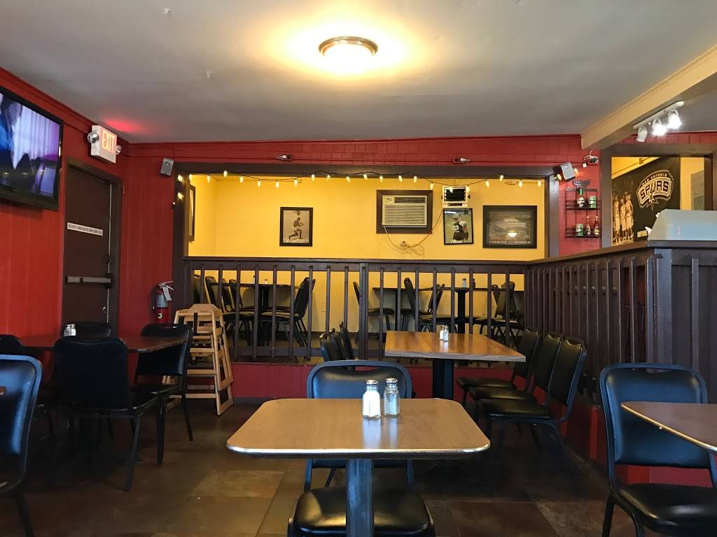 Kennys Burgers | restaurant | 1927 Goliad Rd, San Antonio, TX 78223, USA | 2103371355 OR +1 210-337-1355