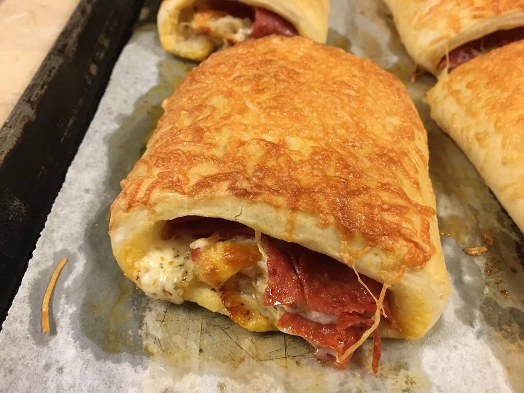 Pinhos Bakery & Deli | bakery | 4363 N Andrews Ave, Fort Lauderdale, FL 33309, USA | 9546309199 OR +1 954-630-9199