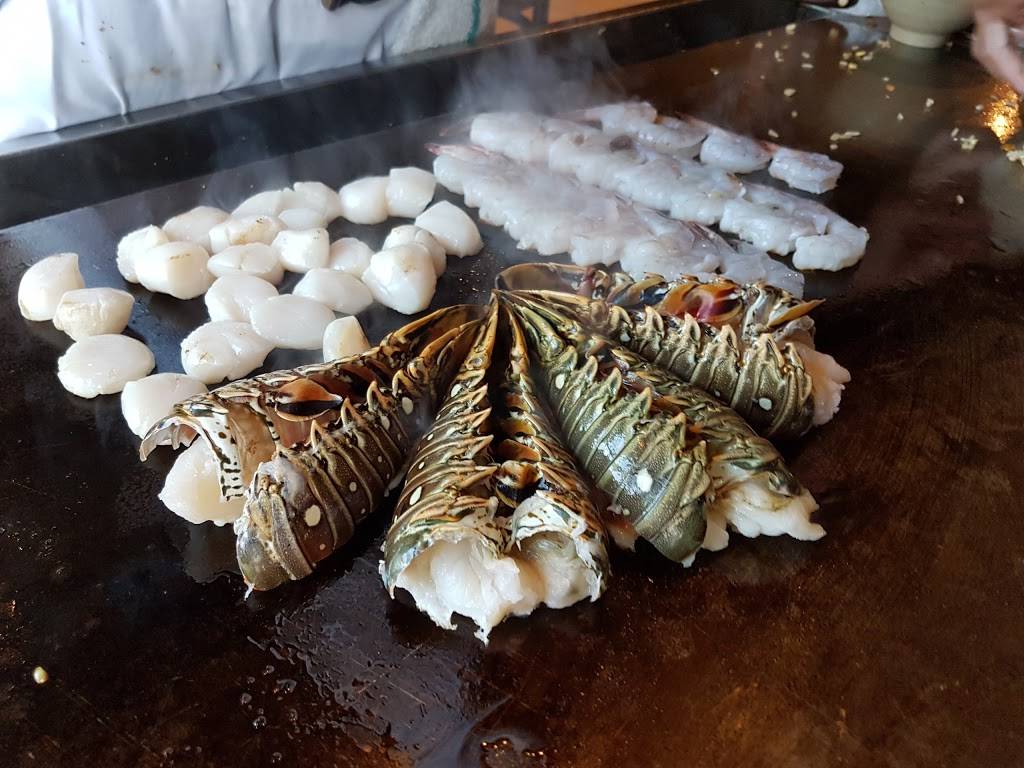 Hibachi Teppanyaki Restaurant | restaurant | 1940 Appleby Line, Burlington, ON L7L 0B7, Canada | 9053193888 OR +1 905-319-3888