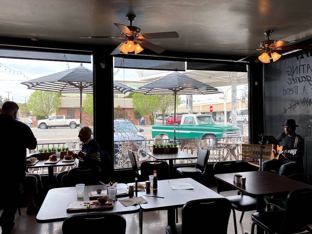 Locale | restaurant | 1727 18th St, Bakersfield, CA 93301, USA | 6613229090 OR +1 661-322-9090