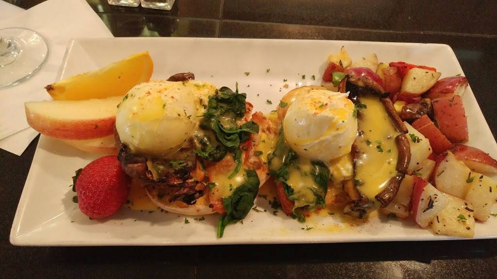 Blu | restaurant | 201 S Crawford Ave, Norman, OK 73069, USA | 4053604258 OR +1 405-360-4258