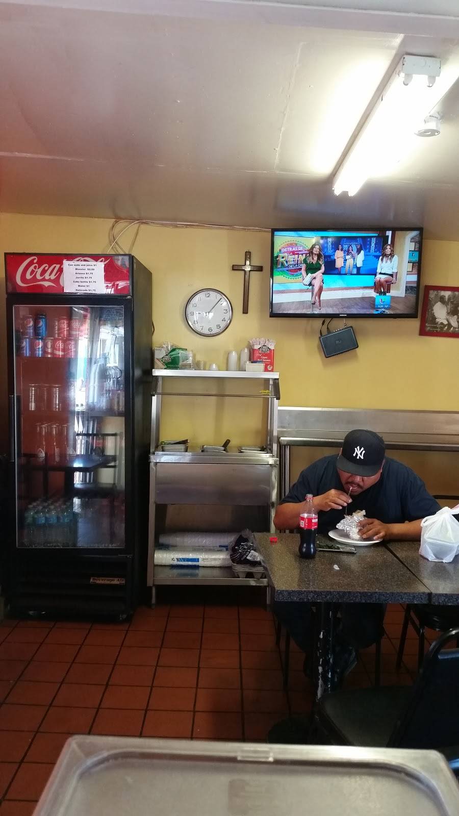 Paulinas Catering | restaurant | 1000 E 18th St, Los Angeles, CA 90021, USA | 2137650054 OR +1 213-765-0054