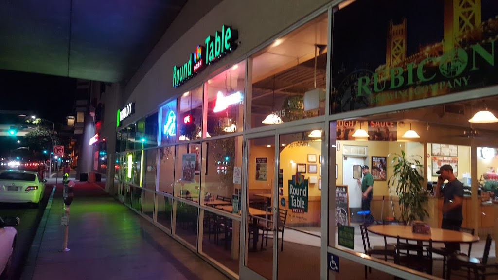 Round Table Pizza | meal takeaway | 2915 K St, Sacramento, CA 95816, USA | 9164412662 OR +1 916-441-2662