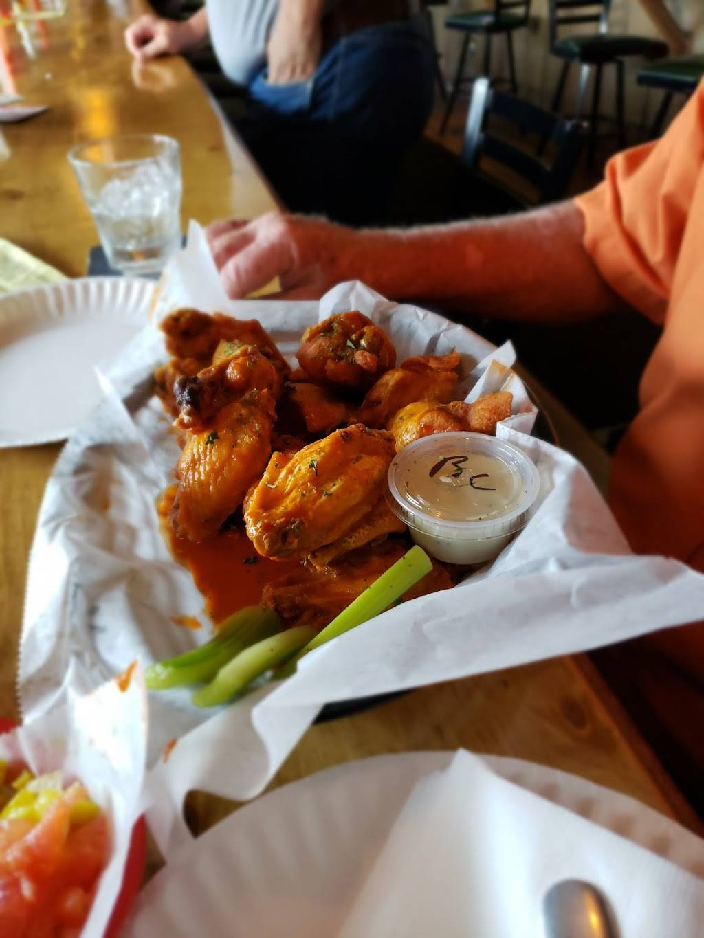 Docks Grill At Pirates Cove Marina | restaurant | 9607, 9170 Horseshoe Island Rd, Clay, NY 13041, USA | 3159340002 OR +1 315-934-0002