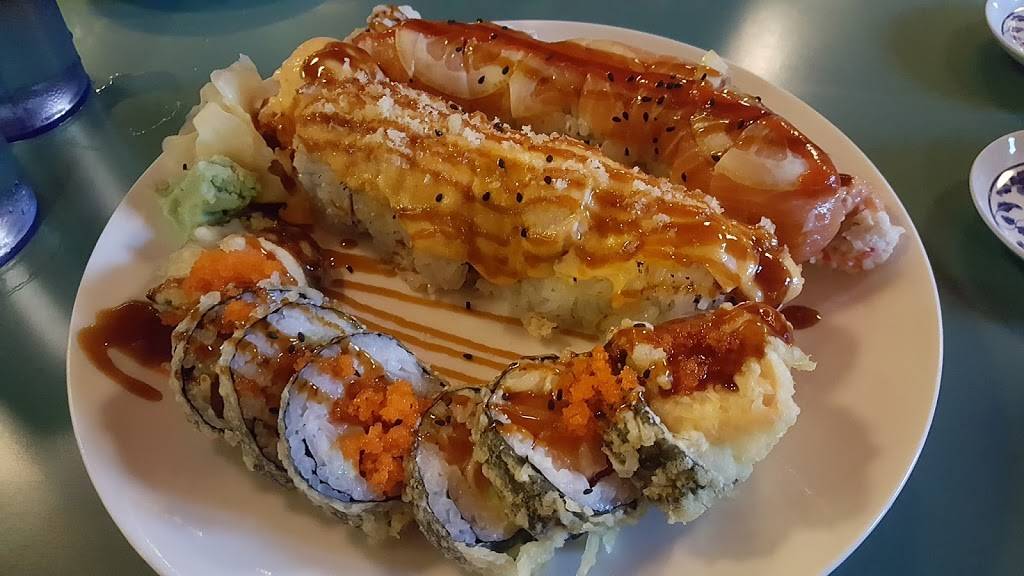 Ku Sushi and Izakaya | restaurant | 5210 The Ave, Seattle, WA 98105, USA | 2065246101 OR +1 206-524-6101