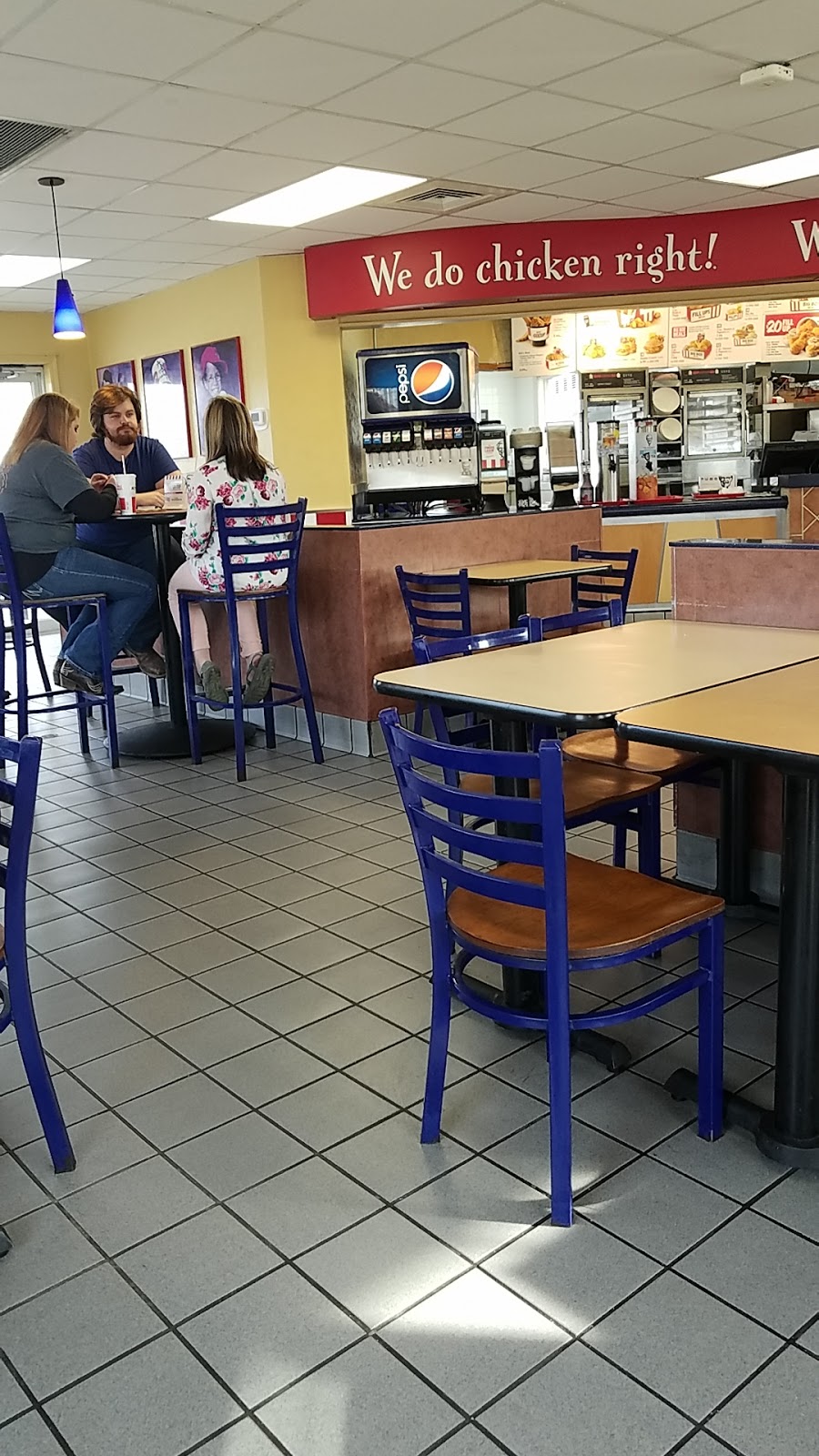 KFC | restaurant | 201 First Street, Crossett, AR 71635, USA | 8703648916 OR +1 870-364-8916