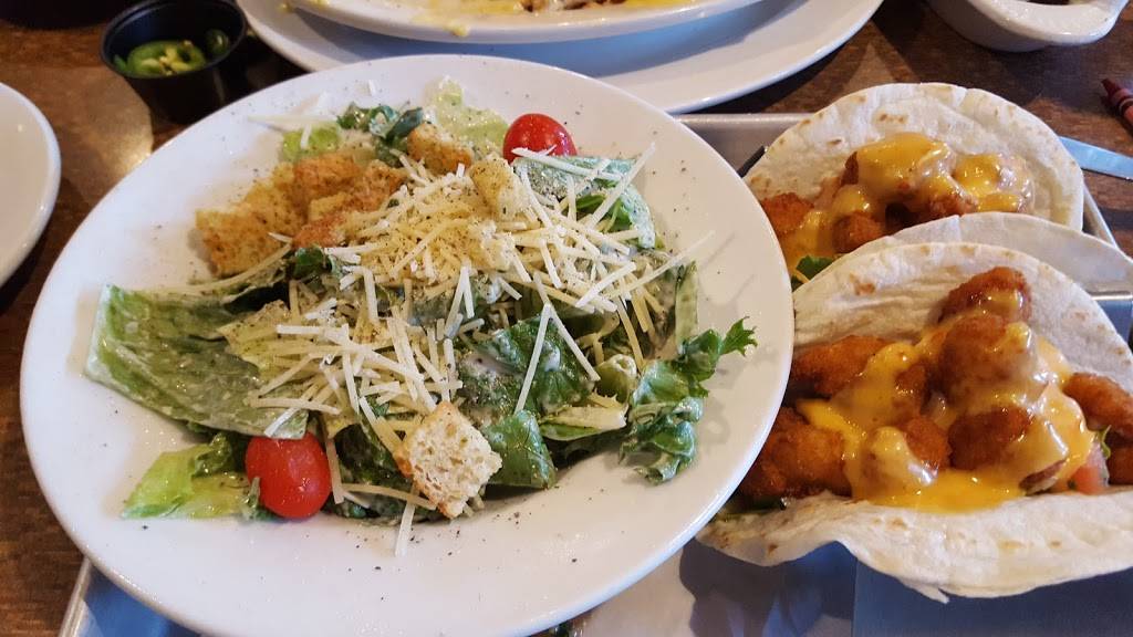 North and South Seafood & Smokehouse | restaurant | 605 S Main St, DeForest, WI 53532, USA | 6088422601 OR +1 608-842-2601