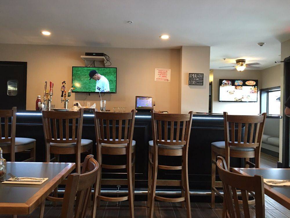 Little Johns Pizza | restaurant | 625 Warwick Ave, Warwick, RI 02888, USA | 4017852241 OR +1 401-785-2241