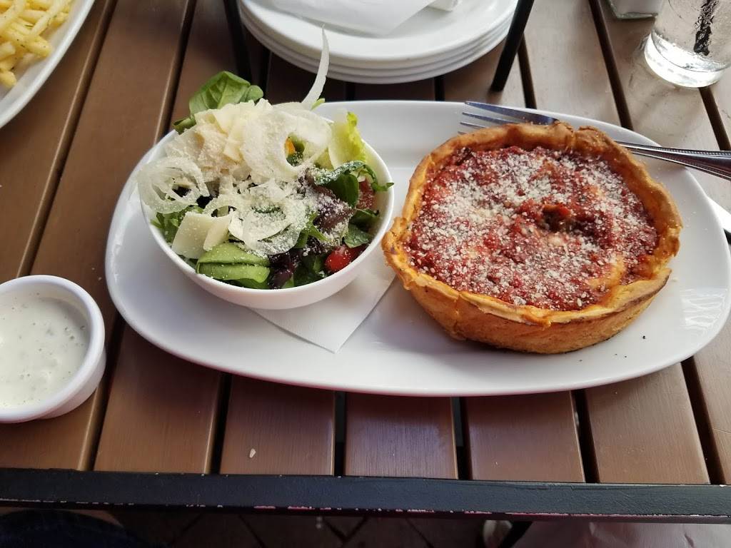 Giordanos | restaurant | 43 N Illinois St, Indianapolis, IN 46204, USA | 3172883415 OR +1 317-288-3415