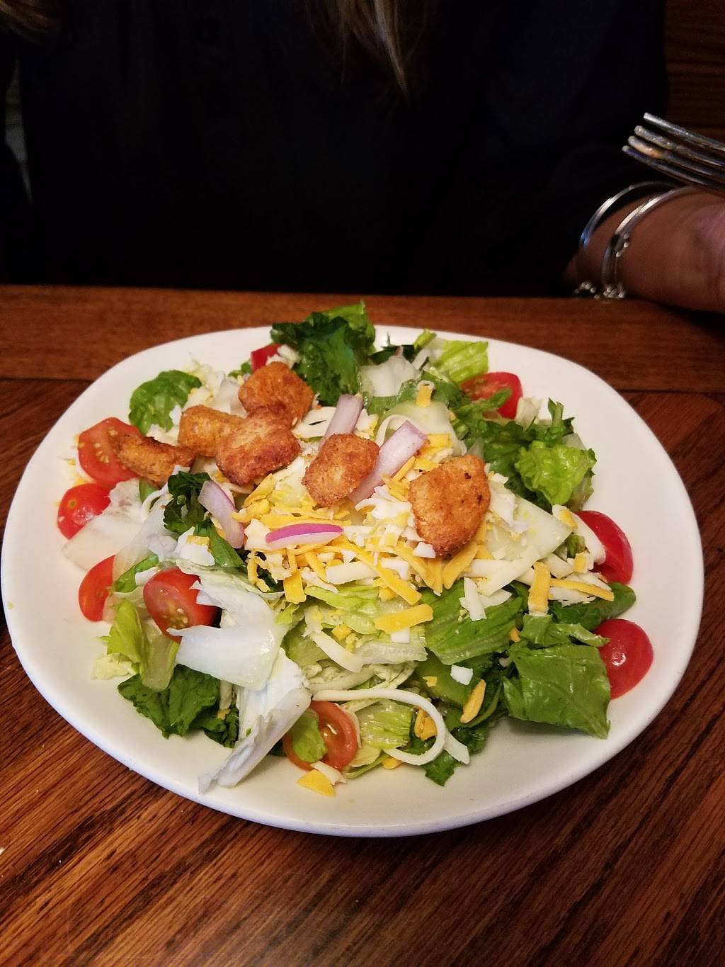 Outback Steakhouse | restaurant | 8655 Clinton St, New Hartford, NY 13413, USA | 3157360010 OR +1 315-736-0010