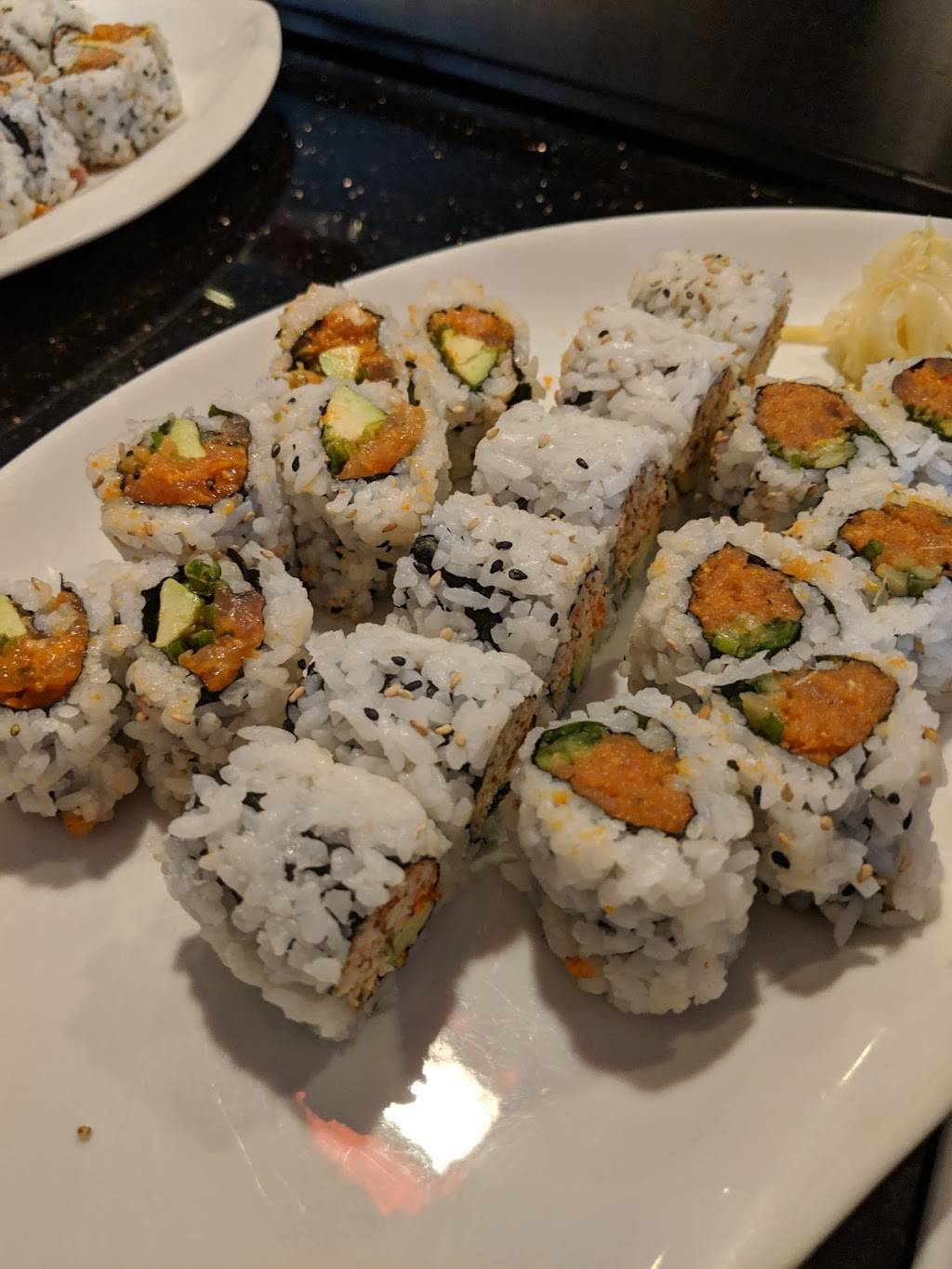 Hikari Sushi & Sake Bar | restaurant | 644 H St NE, Washington, DC 20002, USA | 2025460523 OR +1 202-546-0523