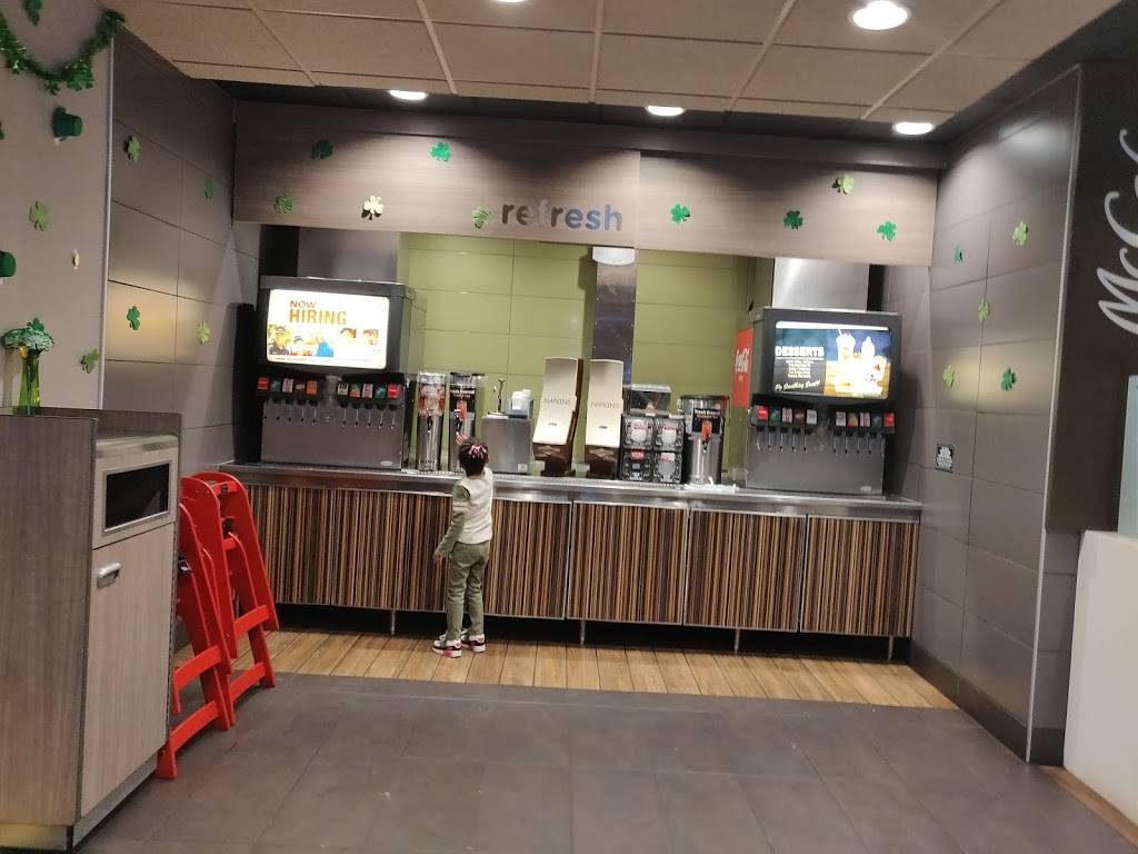 McDonalds | cafe | 5998 University Pkwy, Winston-Salem, NC 27105, USA | 3363779416 OR +1 336-377-9416