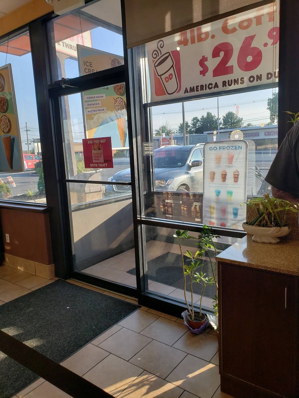 Dunkin Donuts | cafe | 256 NJ-18, East Brunswick, NJ 08816, USA | 7322389618 OR +1 732-238-9618