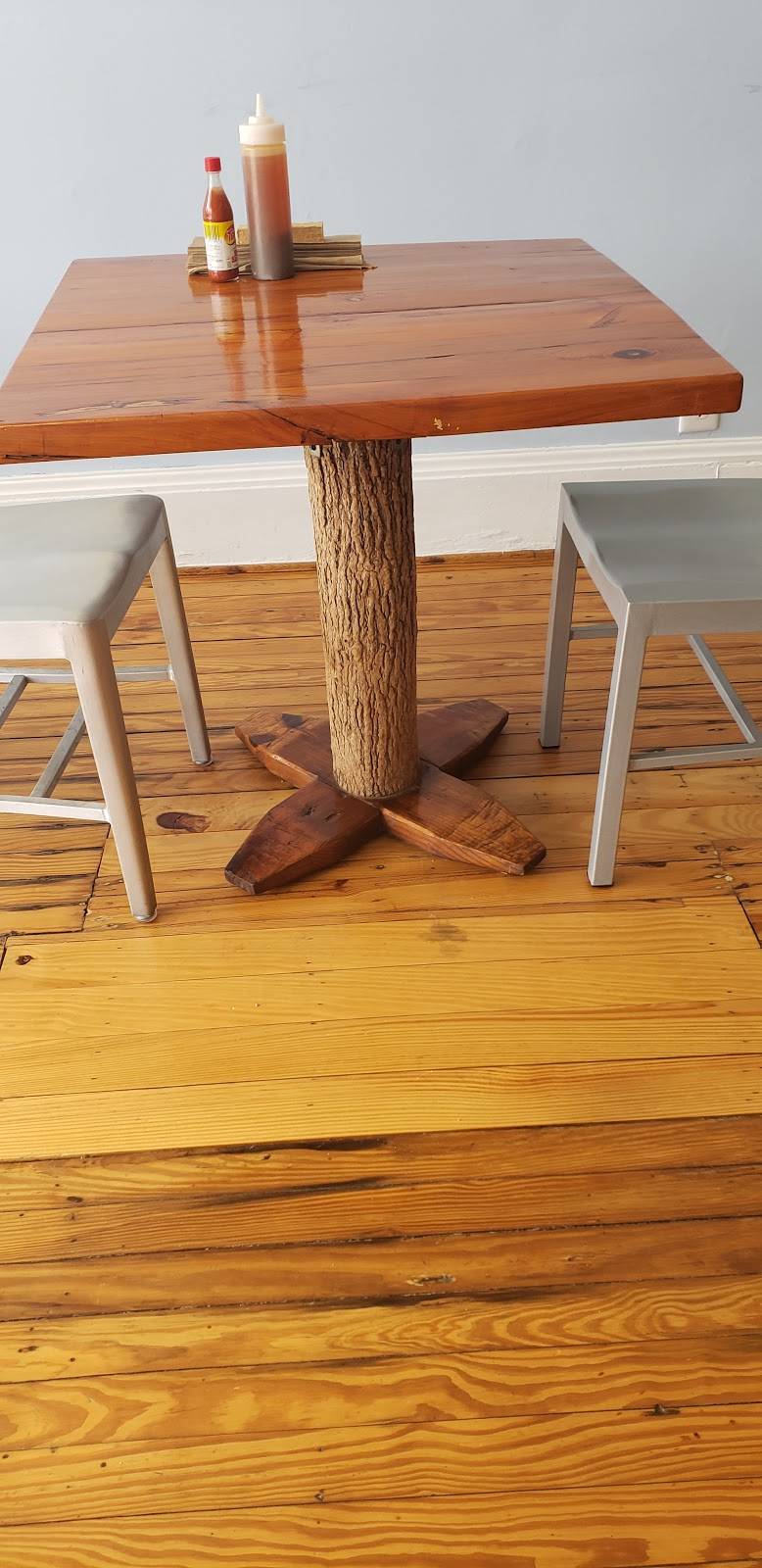 Big W Barbecue | restaurant | 600 S Madison St, Whiteville, NC 28472, USA | 9102076316 OR +1 910-207-6316