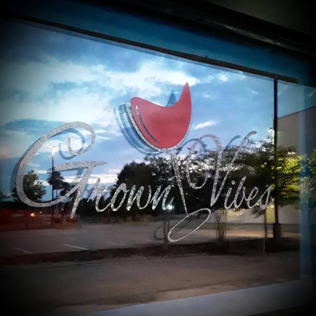 Grown Vibes Lounge & Grill | restaurant | 1962 ONeal Ln, Baton Rouge, LA 70816, USA | 2259102623 OR +1 225-910-2623