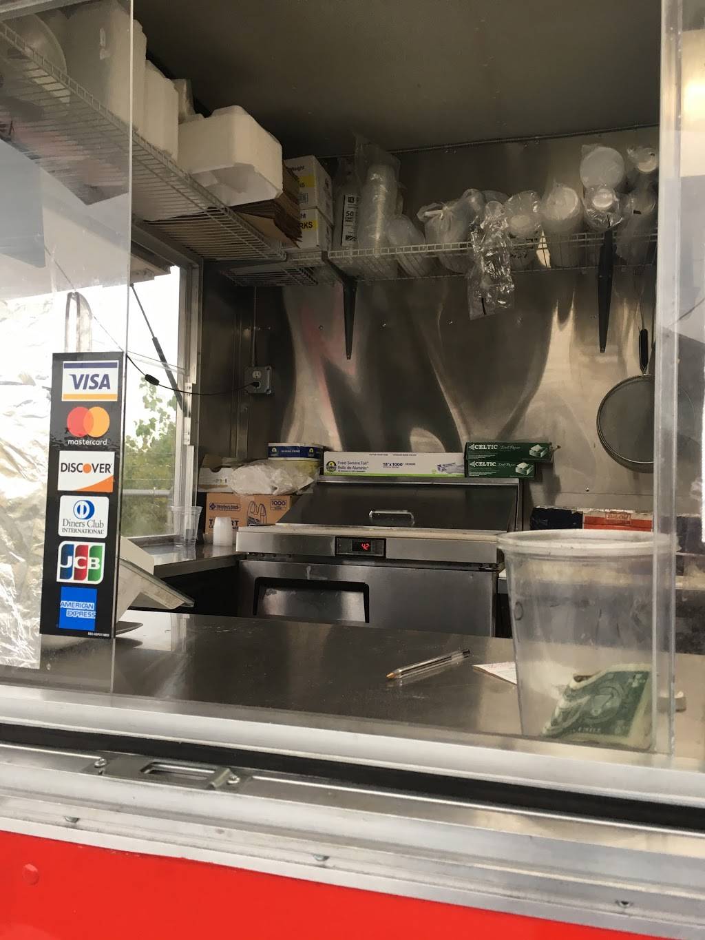 Indian Food Trailer | restaurant | 5049 N 300 E, Whiteland, IN 46184, USA | 7187100644 OR +1 718-710-0644