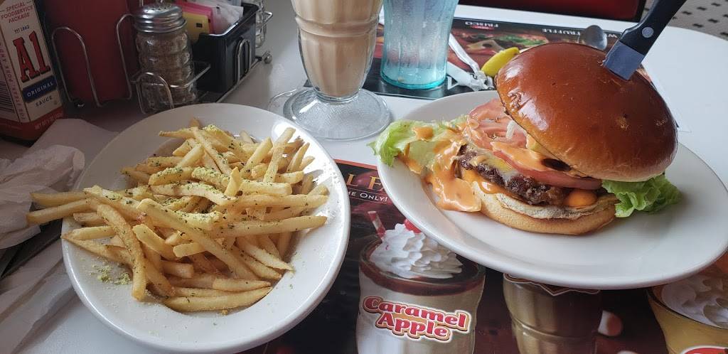 Steak n Shake | restaurant | 7101 W Colonial Dr, Orlando, FL 32818, USA | 4072976650 OR +1 407-297-6650