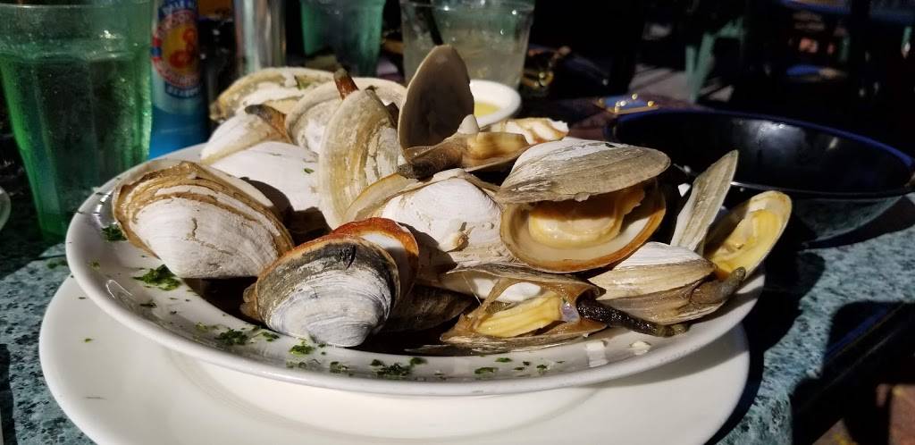 Bubalas By the Bay | restaurant | 183 Commercial St # 185, Provincetown, MA 02657, USA | 5084870773 OR +1 508-487-0773