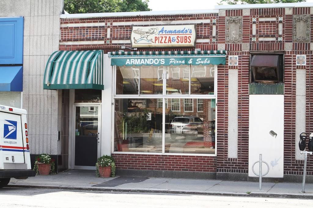 Armandos Pizza | restaurant | 163 Huron Ave, Cambridge, MA 02138, USA | 6173548275 OR +1 617-354-8275