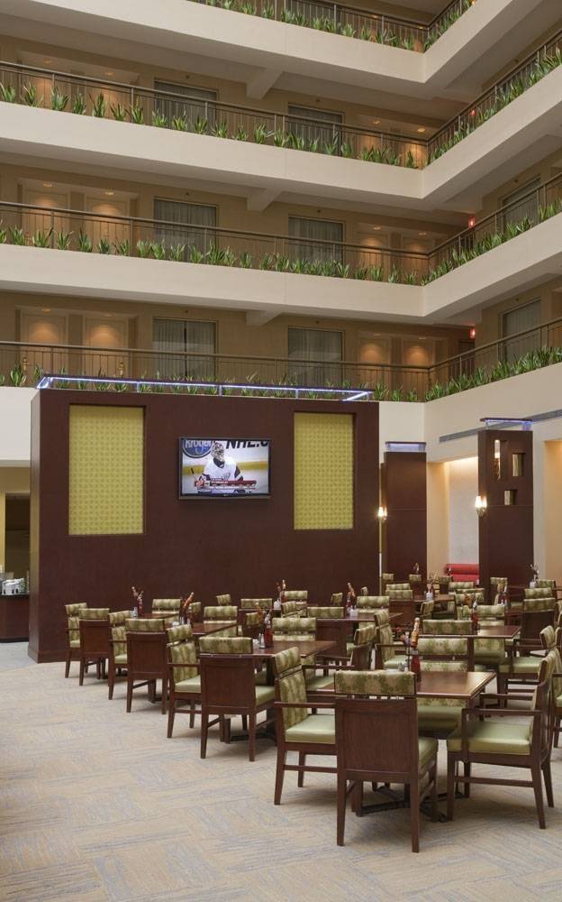 Riparian Grille | restaurant | 850 Tower Dr, Troy, MI 48098, USA | 2488796612 OR +1 248-879-6612