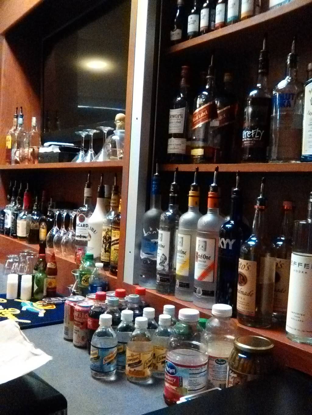 Tailwind Bar & Bistro | restaurant | 5103 Hollywood Ave, Shreveport, LA 71109, USA | 3189185385 OR +1 318-918-5385