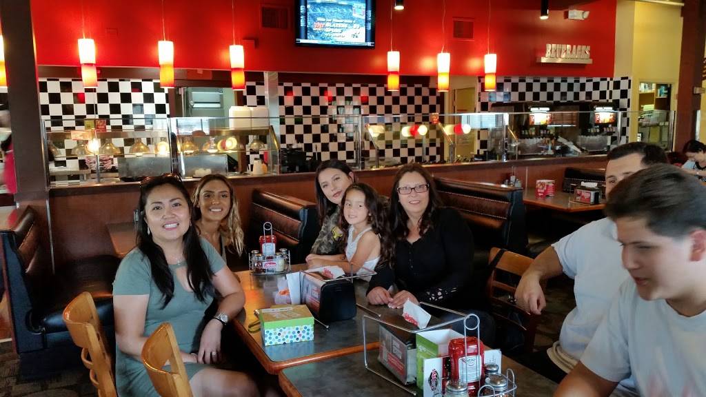 Shakeys Pizza Parlor | restaurant | 2234 W Valley Blvd, Alhambra, CA 91803, USA | 6262897851 OR +1 626-289-7851